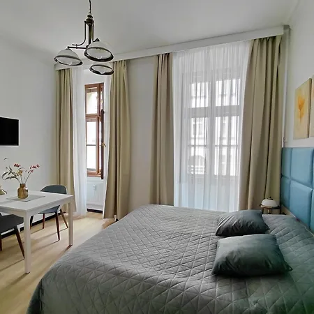 Cozy In The Heart Of Apartment